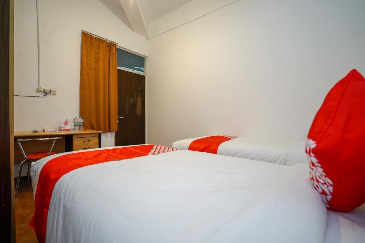 Super Oyo 1844 Bravo Residence Pangkal Pinang Exterior foto